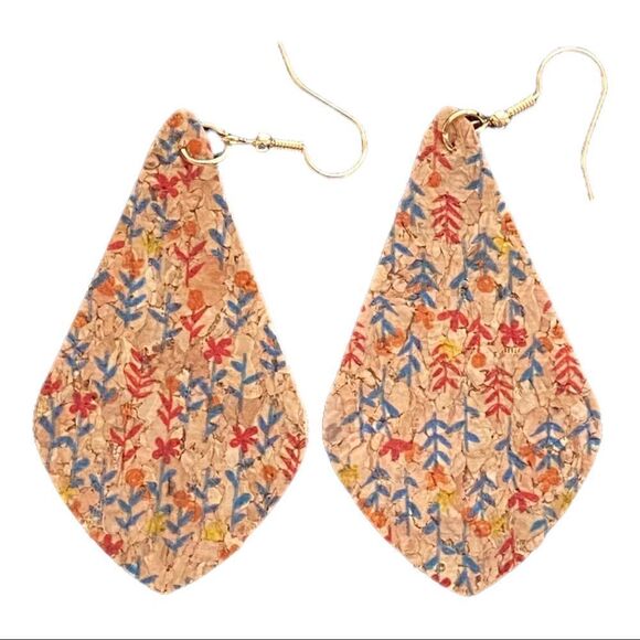 Flower Leaf Print Teardrop Shape Lightweight Cork Drop Earrings NWT - Picture 8 of 8